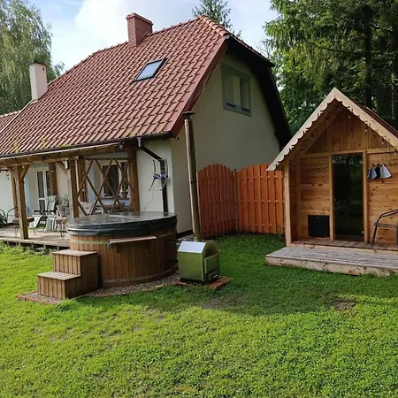 Dom Zawiadowcy * Budry